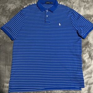 Three button POLO shirt